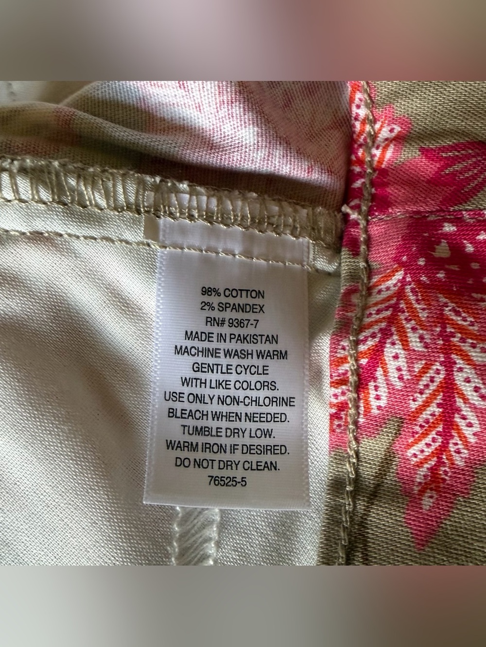St. John's Bay Beige Bermuda Shorts with Pink Floral Print NWOT 8 - Picture 6 of 7